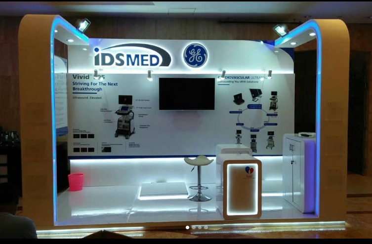 booth1.jpg