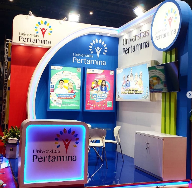 booth44.jpeg